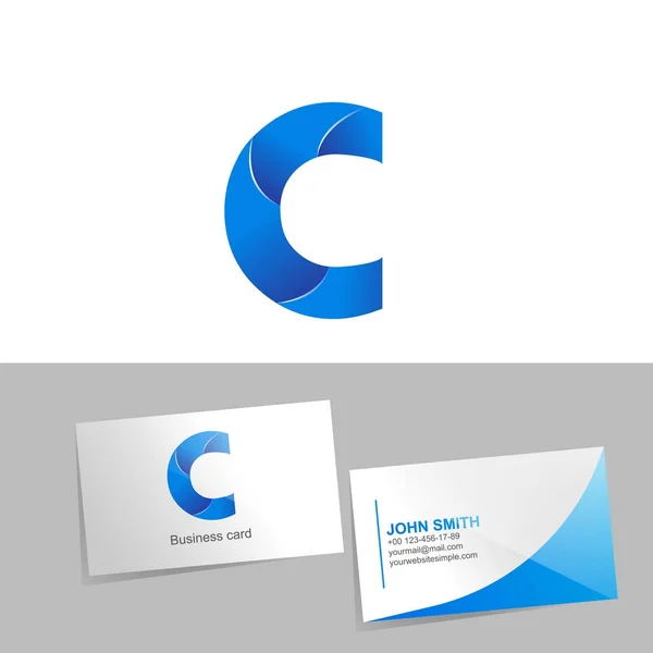 Logotipo gradiente com a letra C do logotipo. Cartão de visita Mockup em fundo branco. O conceito de design de elementos tecnológicos — Fotografia de Stock
