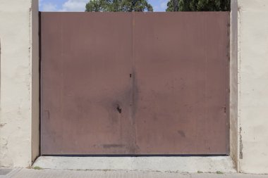 Metal brown solid Gate