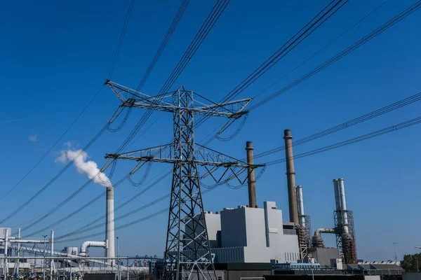 Hoogspanningsleidingen Elektriciteitsdistributiestation Hoogspanning Elektrische Zendmast Distributie Elektrisch Onderstation Met Hoogspanningsleidingen — Stockfoto