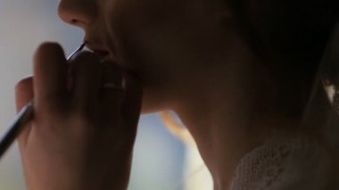 Düğünden önce ev kızı, makyaj