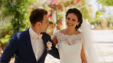 Gelin yürüme kucakladı park