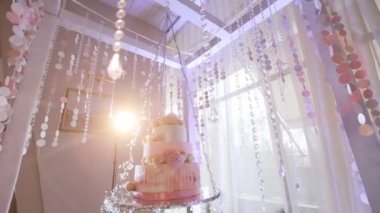 şık bir dekorasyon düğün pastası