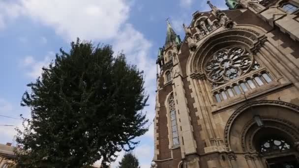 玫瑰窗和教堂正门 — 图库视频影像