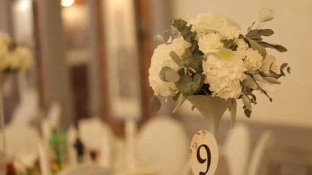 Bouqet de mariage sur un vase — Video