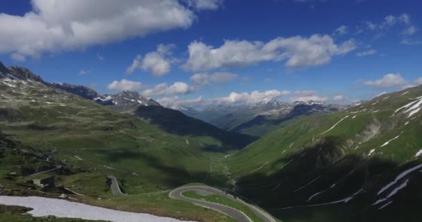 Légi lélegzetelállító hegyek nézet felülről Svájc-Alpok — Stock videók