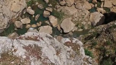 Uçurumun Caminito del Rey 13 yavaş baş dönmesi