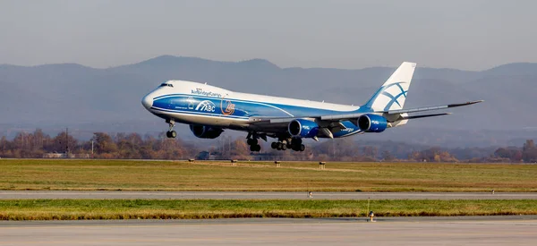 Rússia Vladivostok 2017 Avião Jato Carga Boeing 747 Airbridgecargo Airlines — Fotografia de Stock