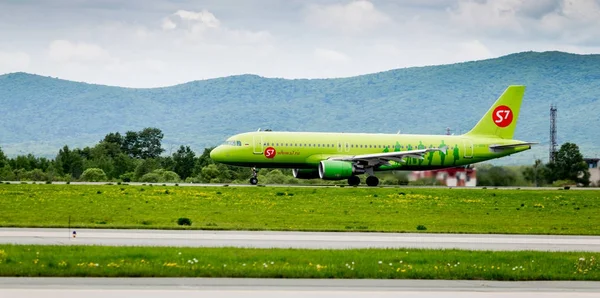 Russia Vladivostok 2017 Aereo Passeggeri Airbus A320 Della Compagnia Airlines — Foto Stock