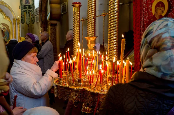 Russia Vladivostok 2018 Old Woman Prays Icon Candles Church Lot — Stock Photo, Image