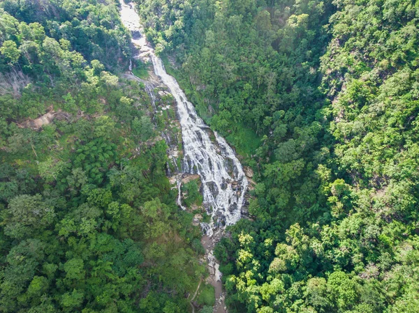 メイ屋空撮から滝 — ストック写真