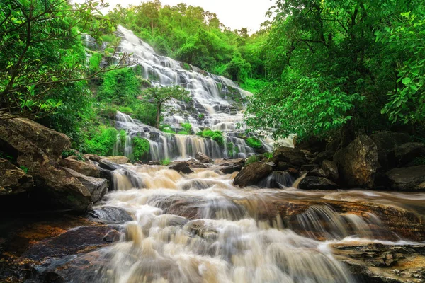 Мей Ya водоспад, Таїланд. — стокове фото