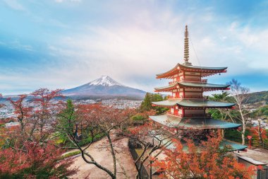 Fuji Dağı, Chureito Pagoda Güz