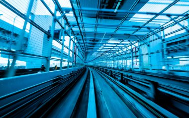 Tren hareket bulanıklığı ile şehir içi raylı sistem devam