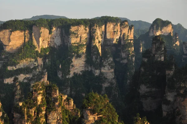 Pilar de arenito de quartzo em Zhangjiajie, na China — Fotografia de Stock