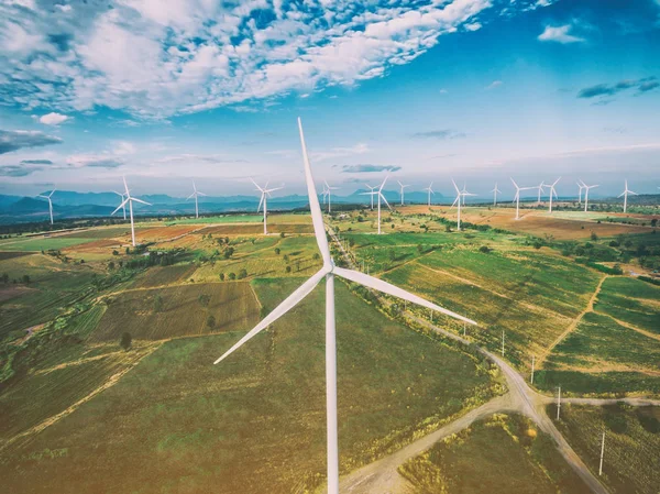 Windkraftanlage, Windenergiekonzept. — Stockfoto