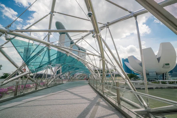 Puente Helix en Marina Bay, Singapur — Foto de Stock