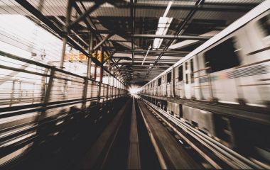 Tren hareket bulanıklığı ile şehir içi raylı sistem devam