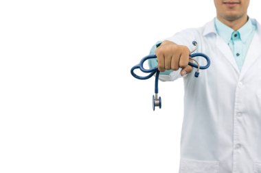 Beyaz arka plan üzerinde izole erkek doktor