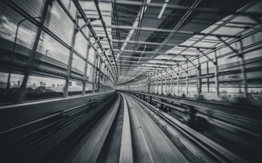 Tren hareket bulanıklığı ile şehir içi raylı sistem devam