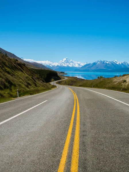 Road to Mount Cook, New Zealand — Stock Photo, Image