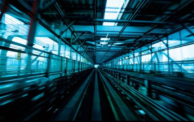 Tren hareket bulanıklığı ile şehir içi raylı sistem devam