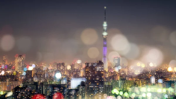 Tokyo Sky Tree a Tokyo utca-és városrészlet — Stock Fotó