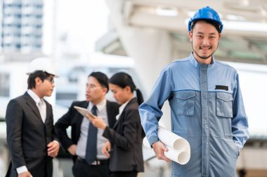 Gruba mühendis ve iş