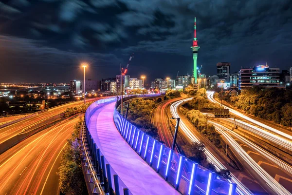 Nacht skyline van Auckland city, Nieuw-Zeeland — Stockfoto