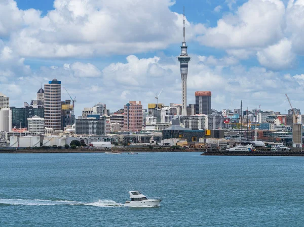 Ciudad de Auckland skyline, Nueva Zelanda — Foto de Stock