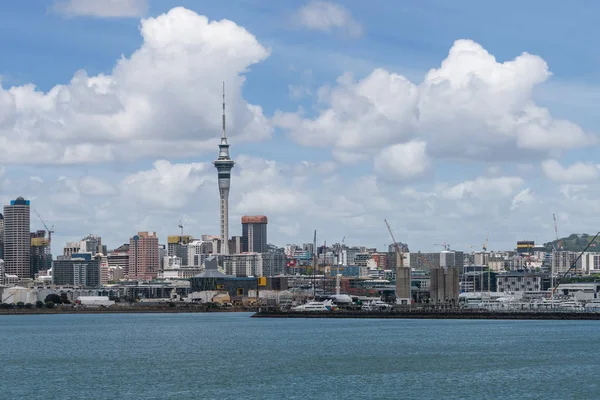 Ciudad de Auckland skyline, Nueva Zelanda — Foto de Stock