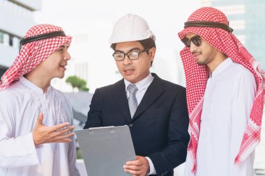 Arapça, Asya, Meksika iş adamları iş toplantısı