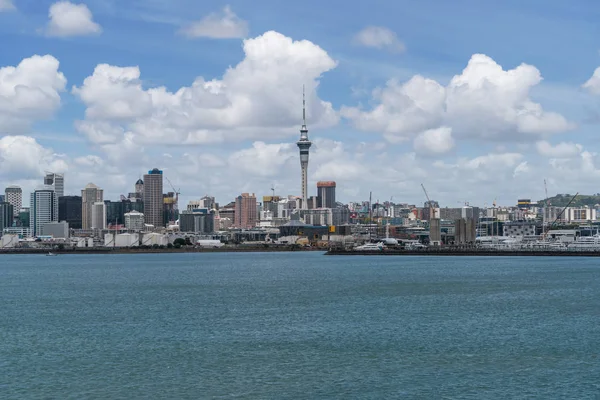 Ciudad de Auckland skyline, Nueva Zelanda — Foto de Stock