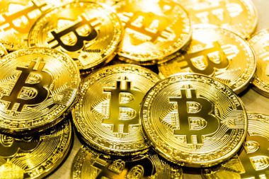 Fiziksel Bitcoin kazık arka plan, Bitcoin incelemesi