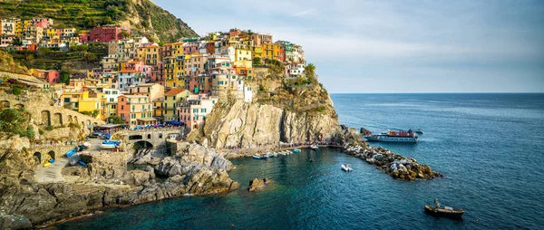 Μαναρόλα, Cinque Terre ακτή της Ιταλίας. — Φωτογραφία Αρχείου