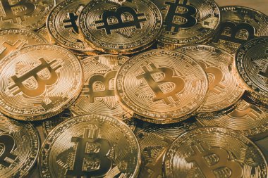 Fiziksel Bitcoin kazık arka plan, Bitcoin incelemesi