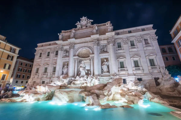 Fontana de Trevi en Roma, Italia — Foto de Stock