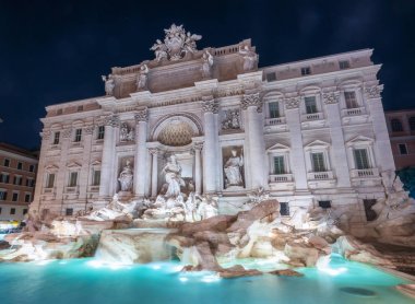 Trevi Çeşmesi Roma, İtalya