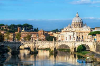 Vatikan Aziz Peter Bazilikası ile Roma Skyline