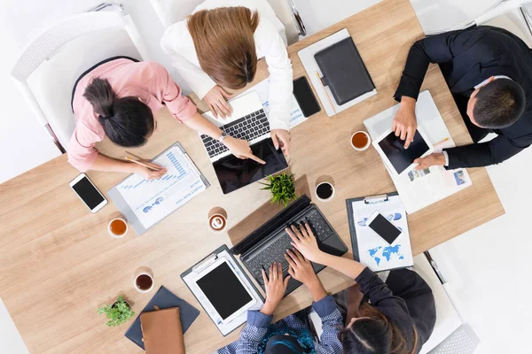 Ofis Odasında Grup Toplantısı.