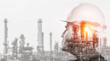 Gelecekteki fabrika ve enerji endüstrisi konsepti.
