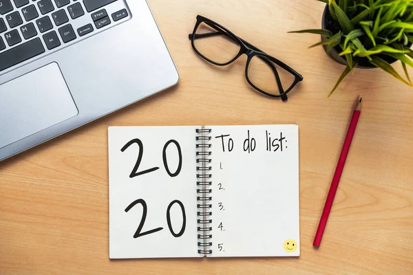 New Year Resolution Goal List 2020 Target Setting — Stock Photo, Image