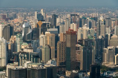 Bangkok City, Tayland 'ın şehir manzarası ve ufuk çizgisi. Bangkok, Tayland 'ın en büyük şehri ve en iyi seyahat yeridir..