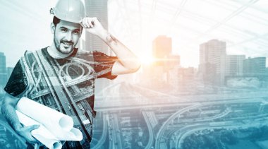 Geleceğin inşaat mühendisliği projesi konsepti ve çift pozlama grafik tasarımı. İnşaat mühendisi, mimar ya da modern sivil ekipman teknolojisiyle çalışan inşaat işçisi.