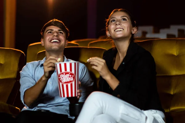 Les Gens Regardent Des Films Cinéma Activité Récréative Groupe Concept — Photo