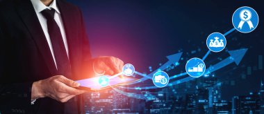 İş ve Finans 'ın Çifte Maruz Kalıbı - Raporu olan İşadamı, borsa yatırımlarının mali kar artışına doğru ilerledi.