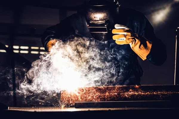 Metal Welder Working Arc Welding Machine Weld Steel Factory While — Stock Photo, Image