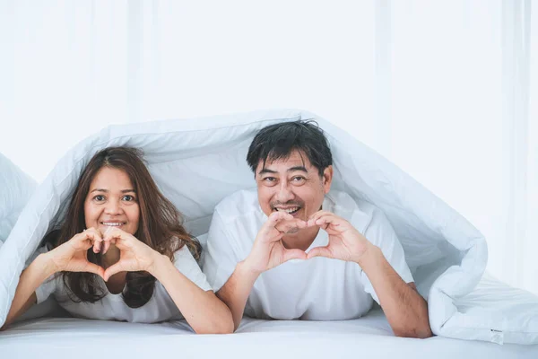 Feliz Asiático Casal Sênior Ter Bom Tempo Casa Reforma Dos — Fotografia de Stock