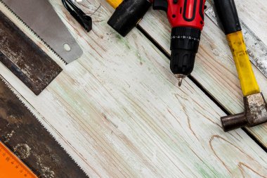 Becerikli ve marangoz için en üst düzey aletler. Ahşap işi hobisi ve Diy konsepti.