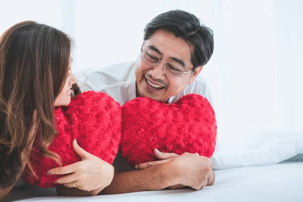 Feliz Pareja Ancianos Asiáticos Pasar Buen Rato Casa Jubilación Ancianos —  Fotos de Stock