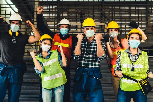 Trabalhadores Fábrica Com Alta Moral Para Combater Surto Doença Por — Fotografia de Stock